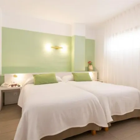 Hotel Flor Almendros 3*