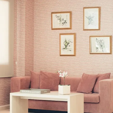 Flor Almendros Hotel