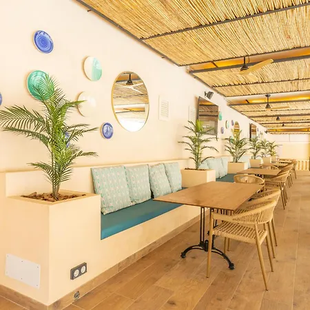 弗洛尔洛杉矶阿尔门德罗斯酒店 酒店 3*