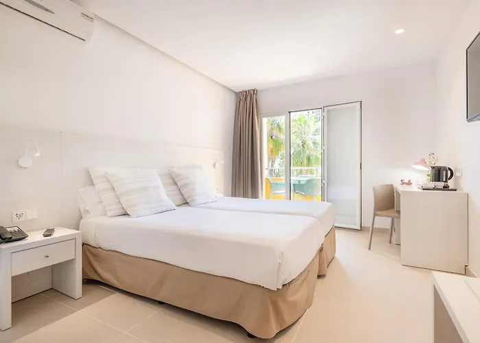 Ξενοδοχείο Flor Almendros