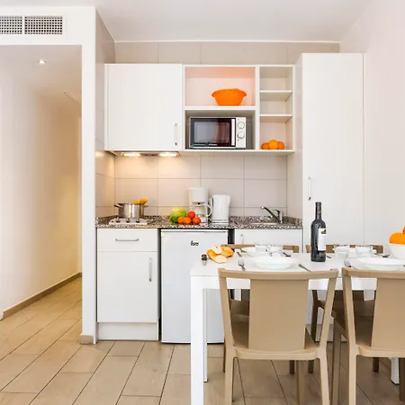 Flor Almendros 3* Paguera