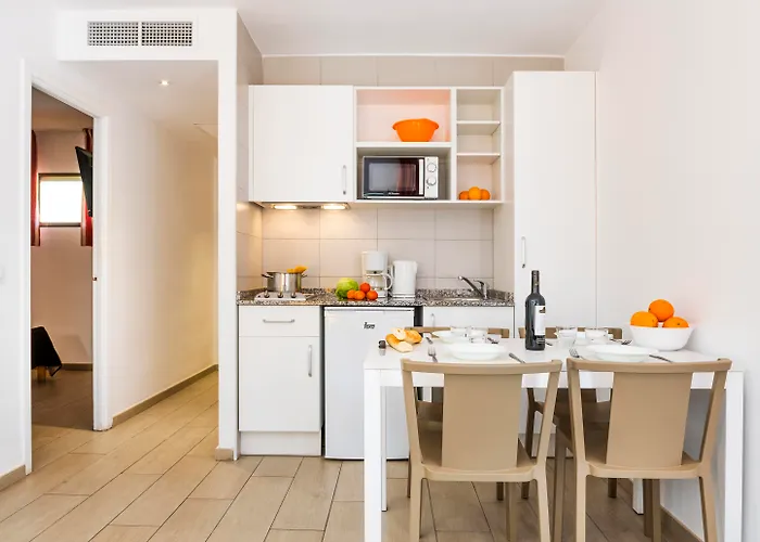 Flor Almendros 3* Παγκουέρα