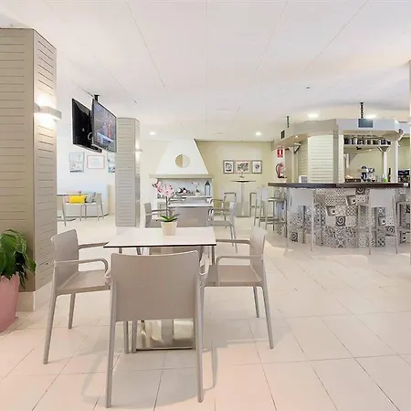 Flor Almendros Peguera